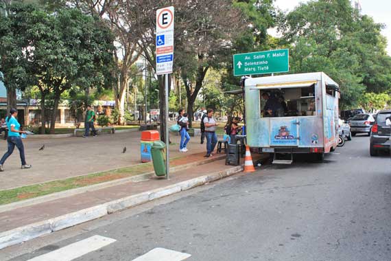 ‘Vagas para deficientes têm sinalização incompleta’