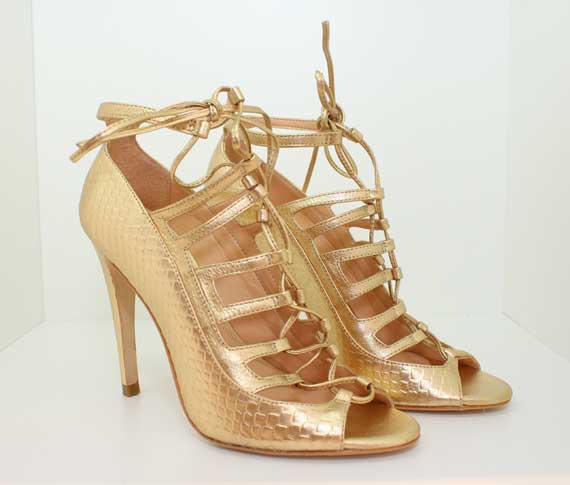 Donna Chic: calçados e acessórios finos