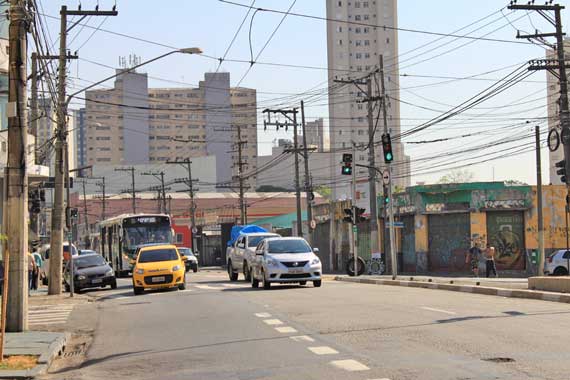 Av. Celso Garcia: em 2º plano