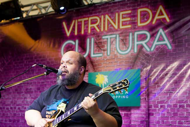 Ed Motta no Mooca Plaza