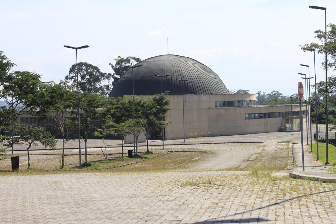 Planetário será mesmo terceirizado