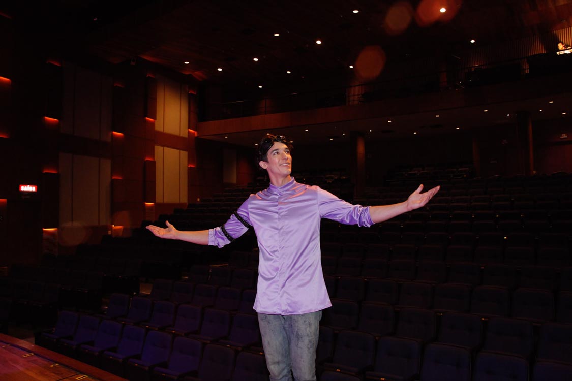 ‘Enquanto Seu Lobo não vem’