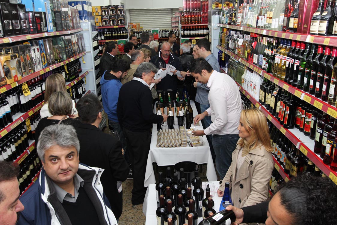 ‘Wine Night Kanguru’