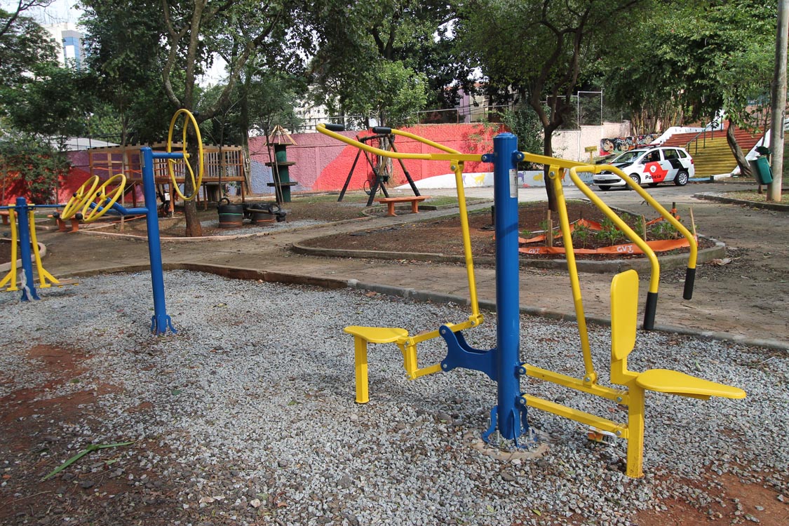 TATUAPÉ – Praça revitalizada ganha cor, brinquedos e mais segurança