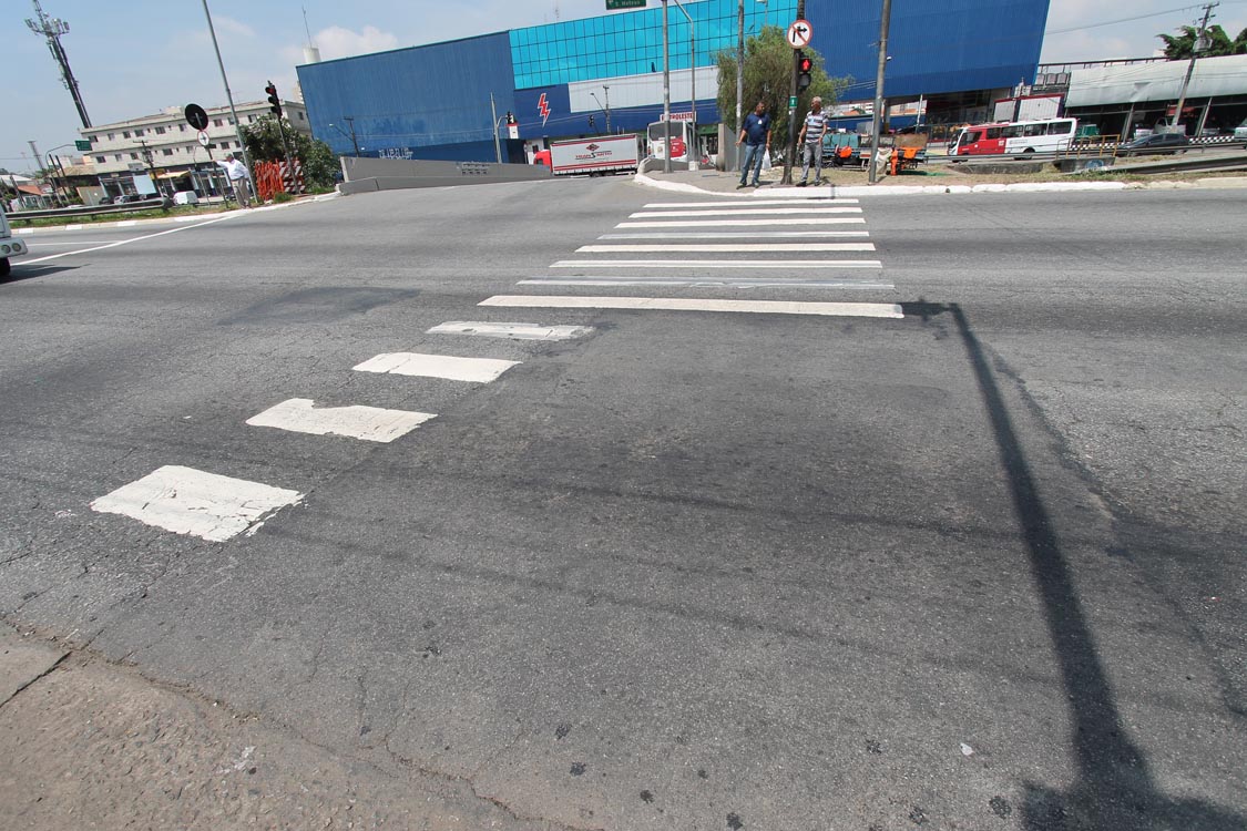 O que aconteceu com as faixas de pedestres no Tatuapé?