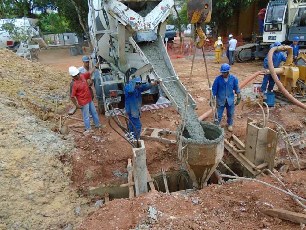 Túnel da Radial segue em obras