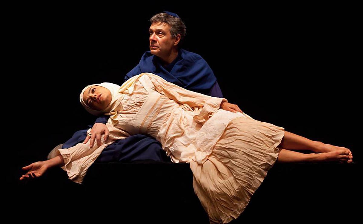 ‘A Língua em Pedaços’