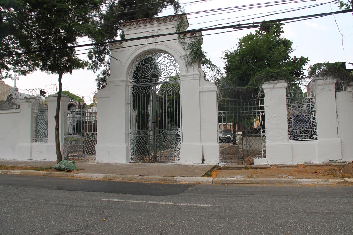 Portões do Quarta Parada