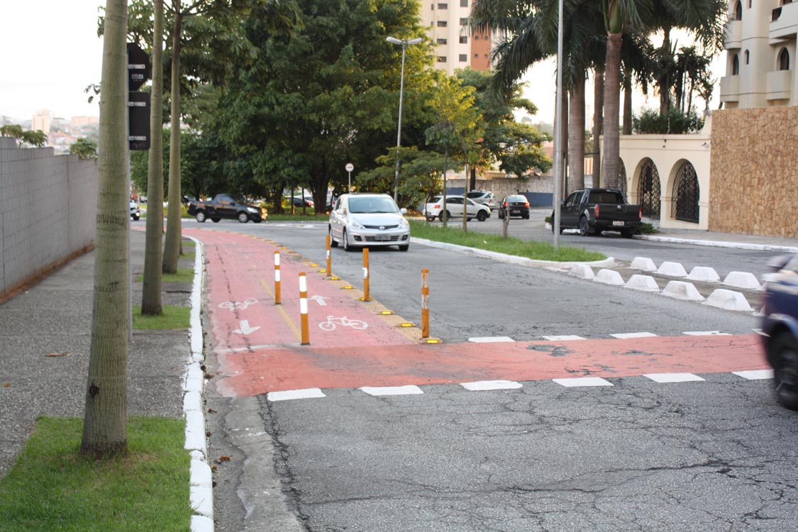 TATUAPÉ – Ciclofaixas não atraem