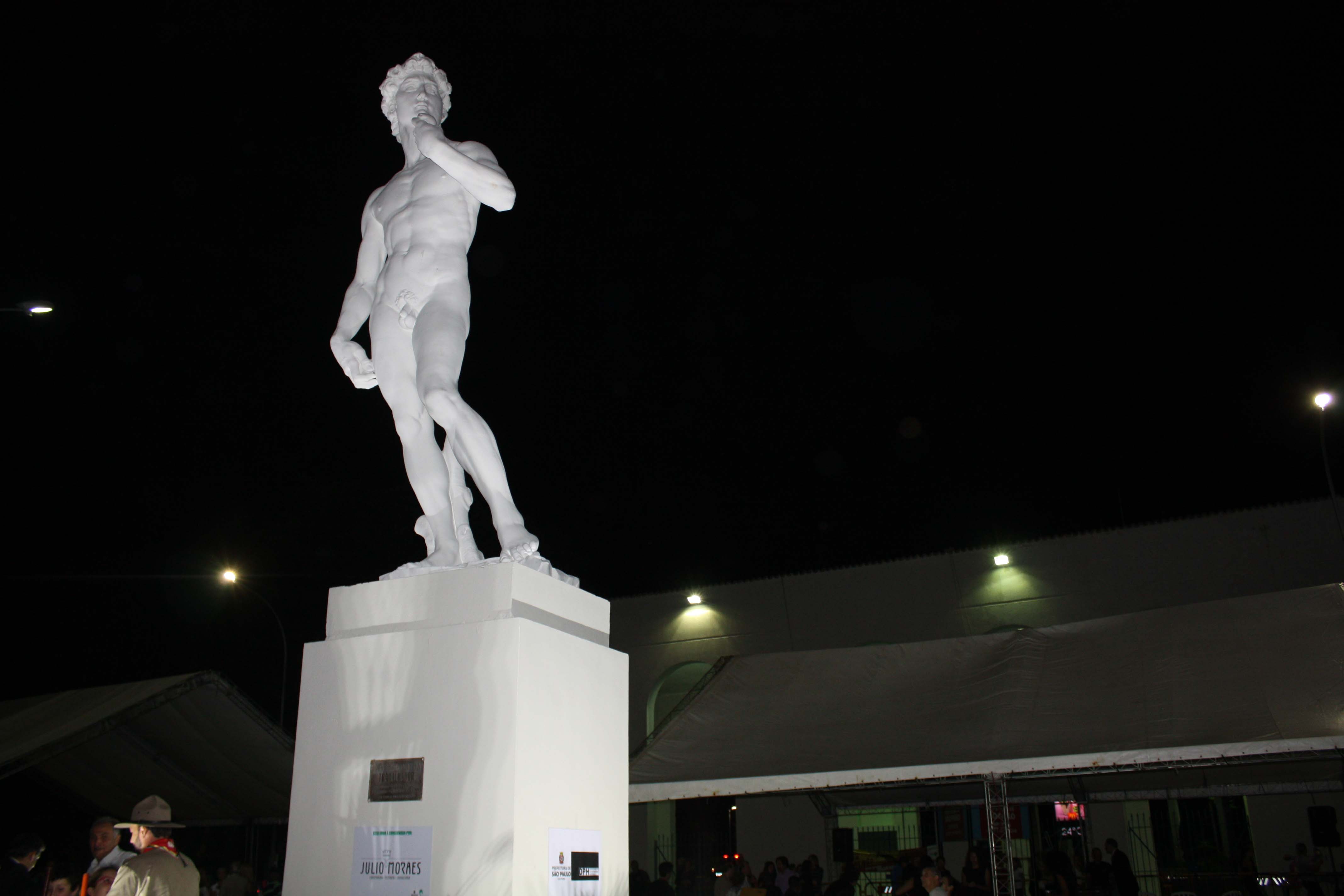 Estátua de Davi: nova outra vez