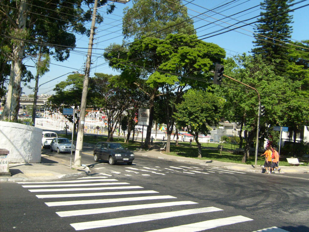 Trânsito: e os semáforos inteligentes?