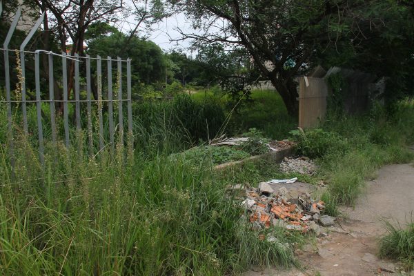 Terreno Metrô – Limpeza não dura muito