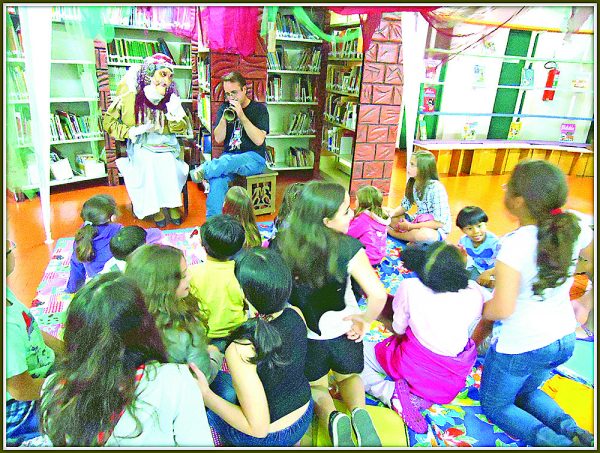 Biblioteca tem programação