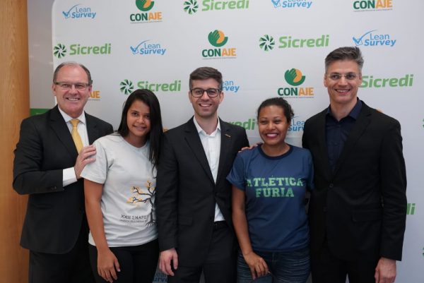 Sicred fecha parceria com a Conaje em prol do jovem empreendedor