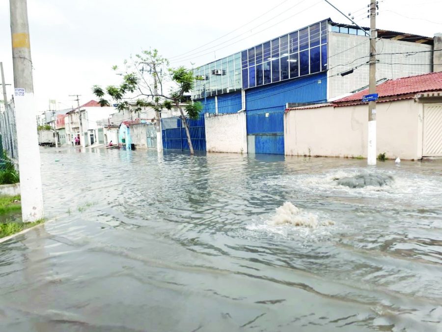 Vila Luíza – Galeria sem manutenção resulta em enchente