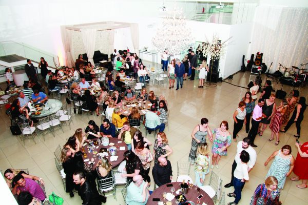 Antigões do Tatuapé reúne mais de 300 em festa