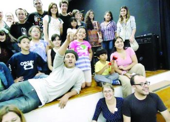 Biblioteca do Tatuapé divulga programa de iniciação artística