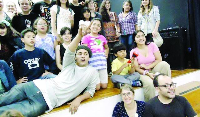 Biblioteca do Tatuapé divulga programa de iniciação artística