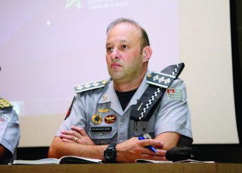 Comandante Edson Serra se despede da 2ª Cia. da PM, do Parque São Jorge, e gera revolta