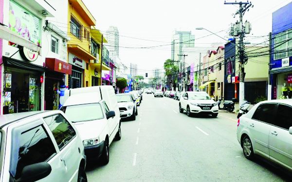 Polícia do Tatuapé e sub são chamadas para verificar abusos em comércios