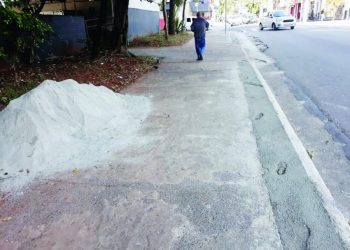 Comerciantes desconfiam de irregularidades em obra da Rua Antonio de Barros, no Tatuapé