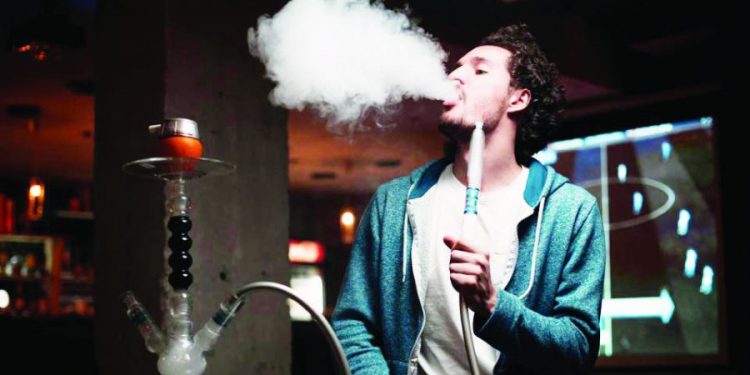 Tabacarias viram ‘febre’ e se espalham por ruas do Tatuapé