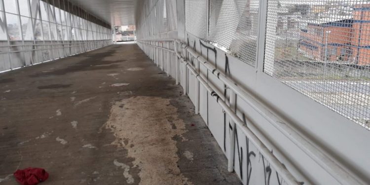 Passarela do Corinthians não deixou legado e acumula casos de furtos