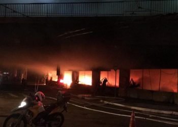 Incêndio sob o Viaduto Alcântara Machado liga sinal de alerta para caos estrutural