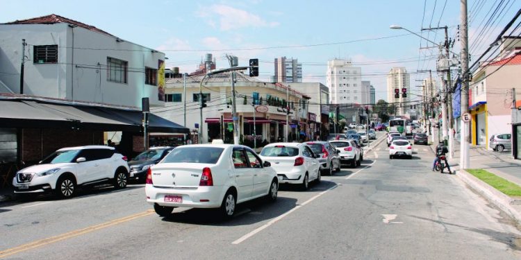 Para polícias e Sub Mooca legislação é permissiva com relação a bares