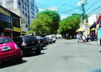 Mudança de mão de direção na Rua Cesário Galeno não vingou e ainda há problemas