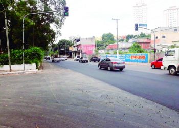 Av. Jacu-Pêssego recebe recapeamento após seis meses de espera