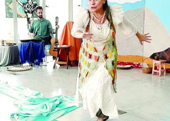 Biblioteca Hans Christian Andersen tem teatro, oficinas e música