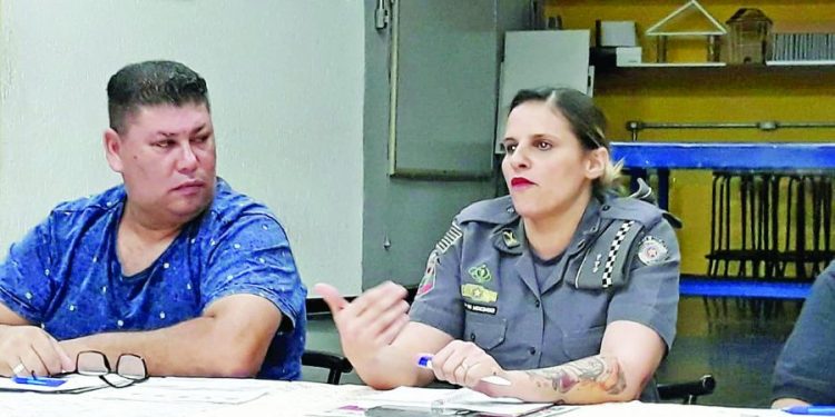 Capitã do Pq. São Jorge disse que há bloqueios da PM, mas cobra Vizinhança Solidária