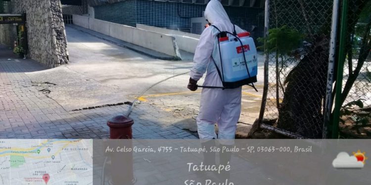 Equipes de subs da região promovem ação antibactericida junto de hospitais e pontos de ônibus