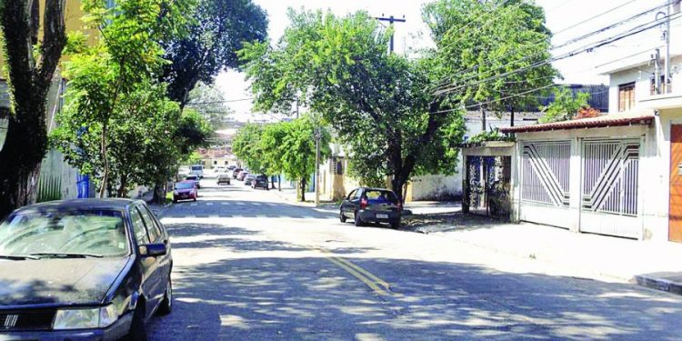 Moradores da Rua Honório Maia fazem pedido de ajuda à CET