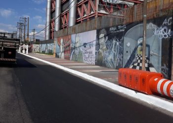 Crateras em faixas de ônibus da Radial Leste começaram a ser tapadas