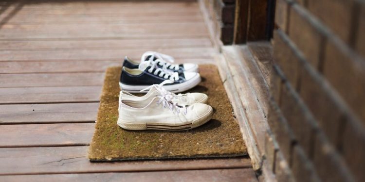 Infectologista dá dicas de prevenção para os profissionais que saem para trabalhar