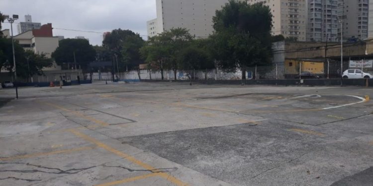 Varejão que estava ao lado da estação Carrão, do Metrô, mudou de endereço