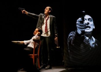 Grandes clássicos do teatro também estão na internet. Confira!