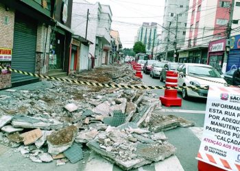 Prefeitura começou a quebrar calçadas do Tatuapé e críticas foram imediatas