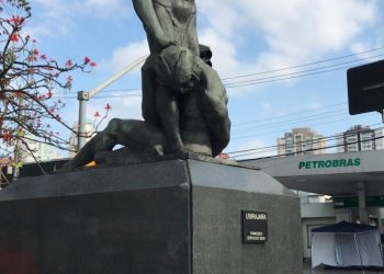 Como estão as estátuas ‘Ubirajara’ e ‘Pátria e Família’, no Belém e Tatuapé?