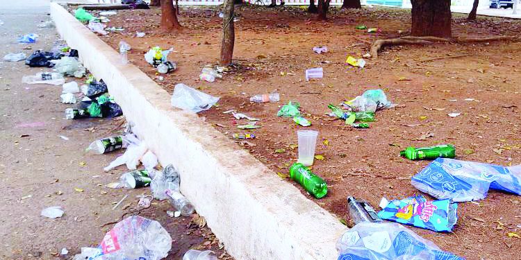 Moradores e comerciantes pedem por paz no Largo do Bom Parto