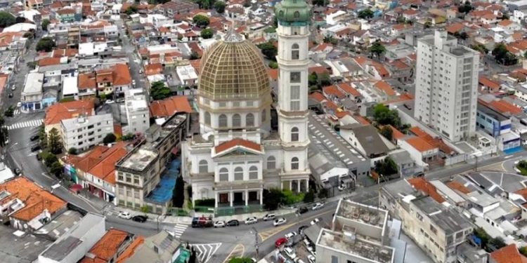 Vila Santa Isabel faz 89 anos com histórias de personagens de destaque