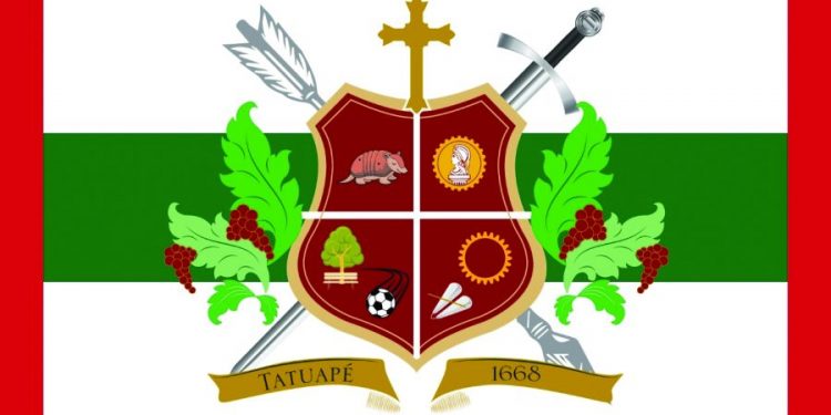 Nova bandeira oficial do Tatuapé é apresentada por historiadora