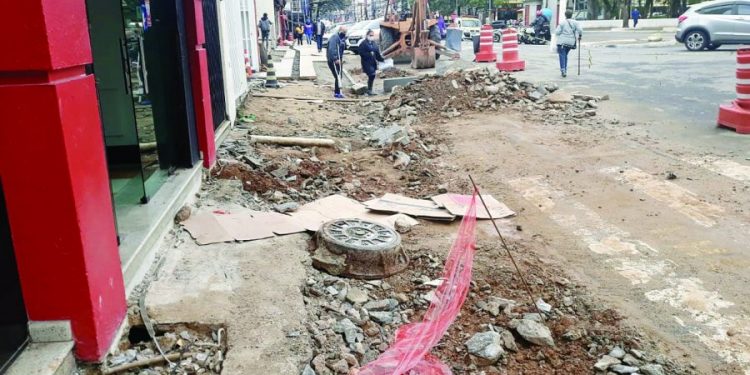 Calçadas em obras no Tatuapé serão entregues em dois meses?