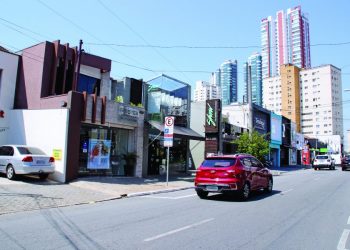 Vendas do comércio paulistano voltam a subir, divulga ACSP