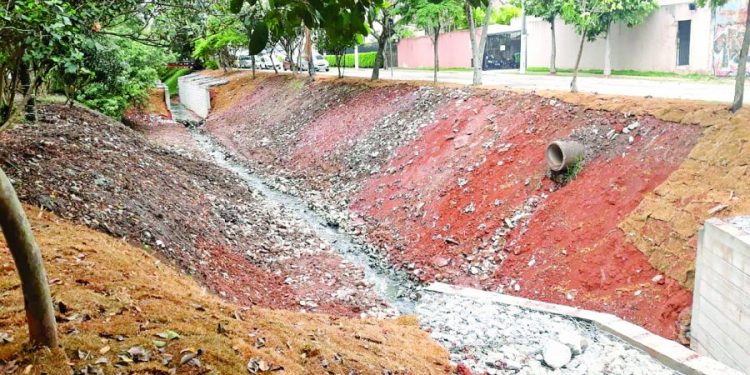Córrego Rapadura recebe mais de R$ 3 milhões em plano para conter as margens