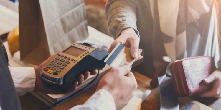 Pesquisa indica que consumidor paulista está mais confiante para ir às compras