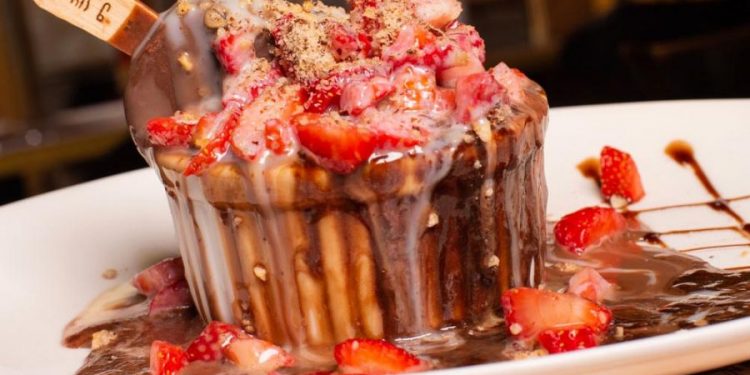 Paris 6 traz clima parisiense ao Shopping Anália Franco