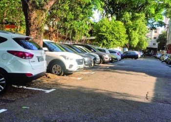 Vagas de Zona Azul no Largo do Bom Parto querem criar mobilidade no comércio